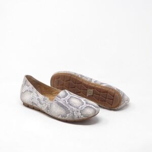 Born Womens Sebra Flats Gray Snakeskin Leather D74601 Size 8.5M